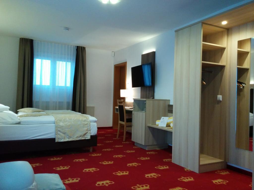Wellness Hotel Garni Krone Baiersbronn Zewnętrze zdjęcie