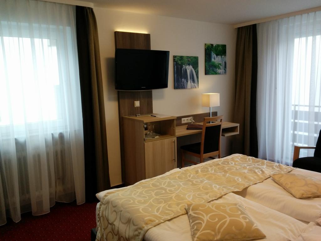 Wellness Hotel Garni Krone Baiersbronn Zewnętrze zdjęcie
